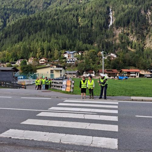 Überqueren der Straße