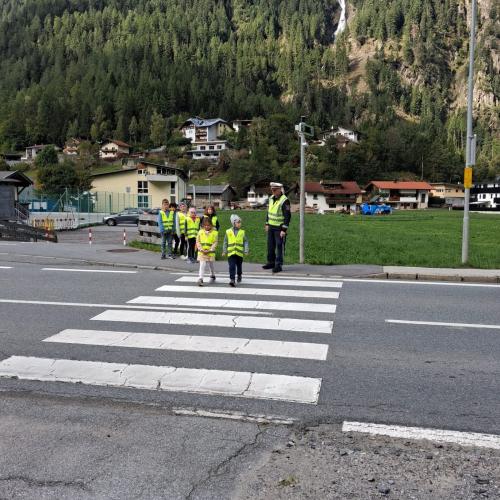 Überqueren der Straße