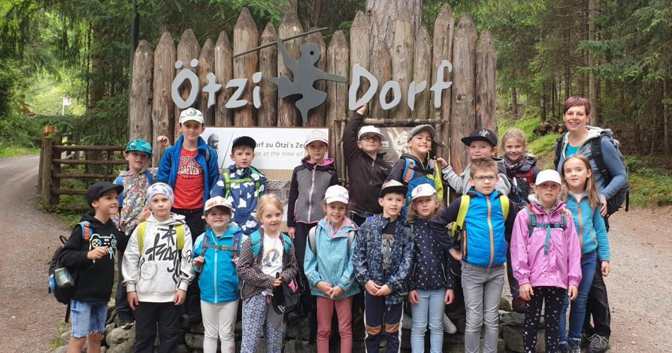 Ötzidorf und Greifvogelpark